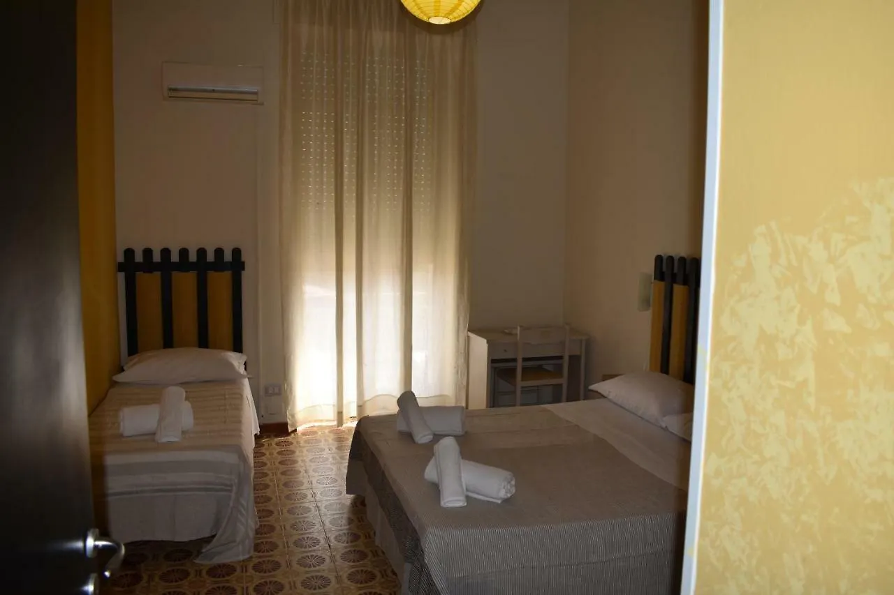 Hotel L'Ancora Avola 2*,